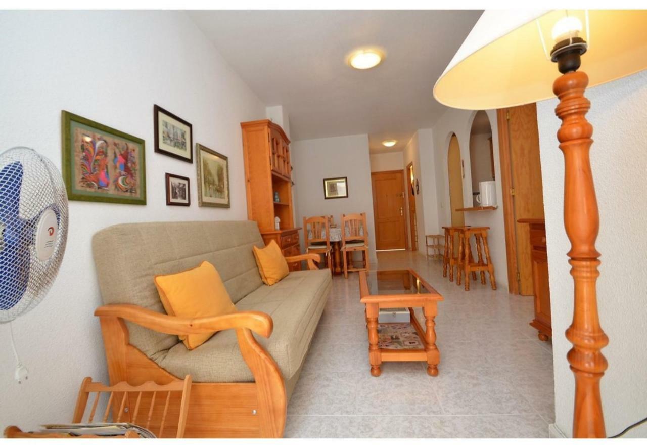 6 Del Cura Beach Торевьиа Экстерьер фото